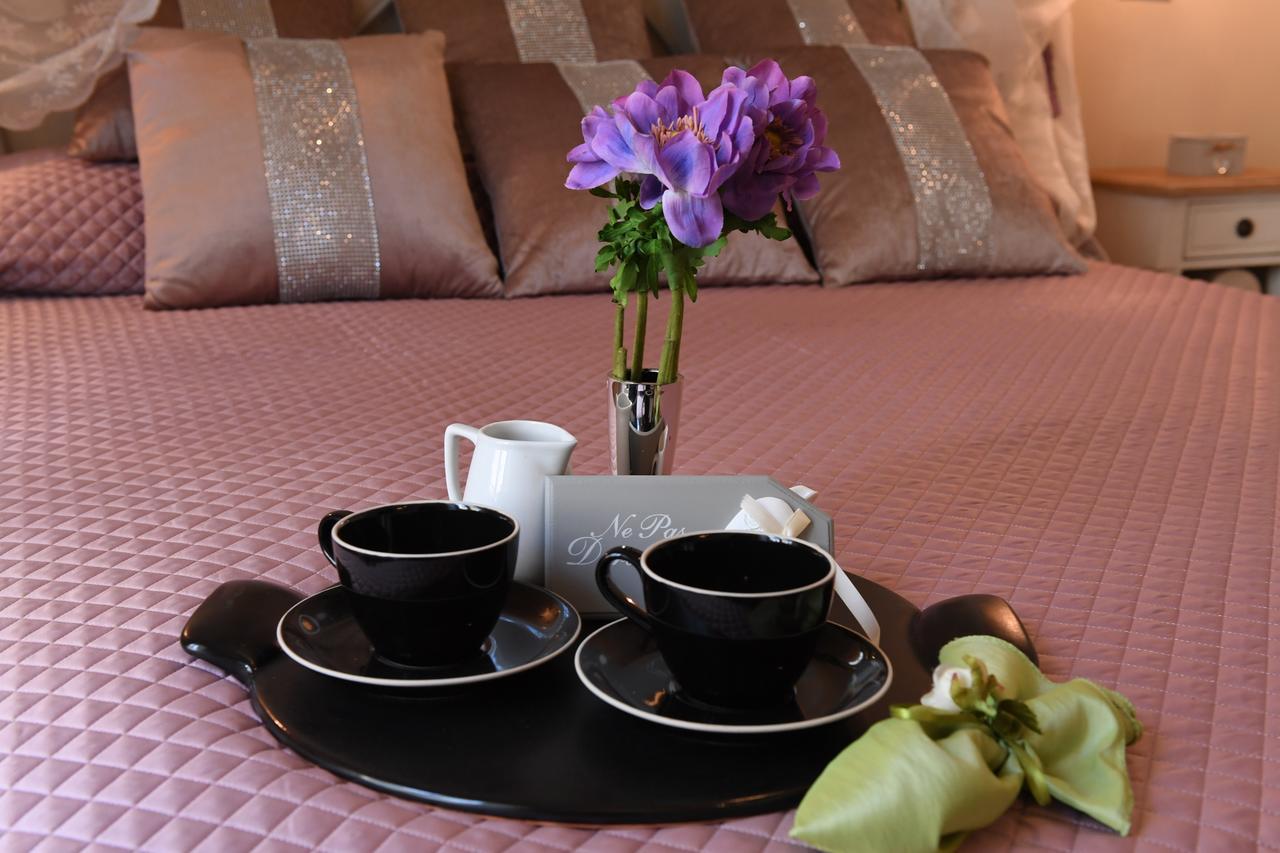 Casa Suare Bed & Breakfast Salerno Dış mekan fotoğraf